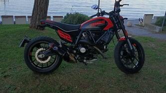 Ducati Scrambler 800 Full Throttle (2023 - 24) usata