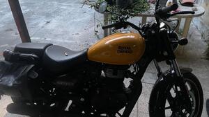 Royal Enfield Meteor 350 Fireball (2021 - 25) 