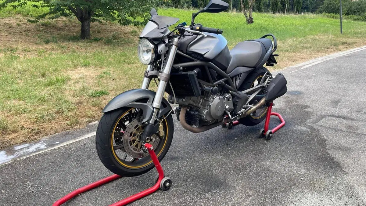 Cagiva Raptor 1000 (2000 - 05)  (2)