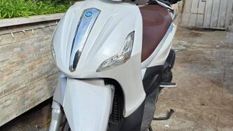 Piaggio Beverly 300 i.e. ABS-ASR (2016 - 20) usata