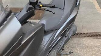 Suzuki Burgman 400 (2022 - 24) usata