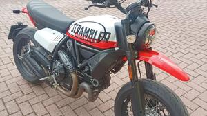 Ducati Scrambler 800 Urban Motard (2022) 
