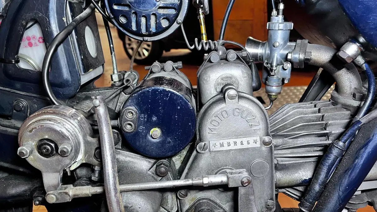 Moto Guzzi   (6)