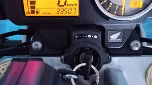 Honda Hornet 600 (2005 - 06)  (7)