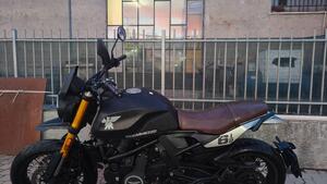 Moto Morini SEIEMMEZZO SCR (2022 - 25) 