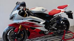 Yamaha YZF R6 (2006 - 07) 