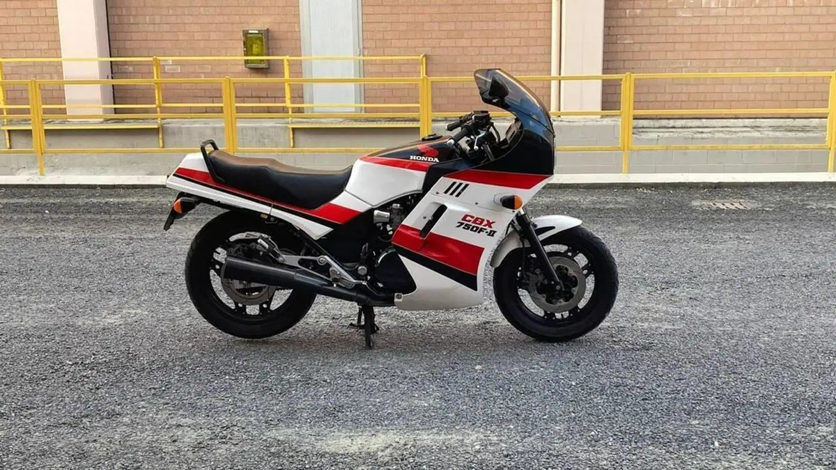 Honda   (4)