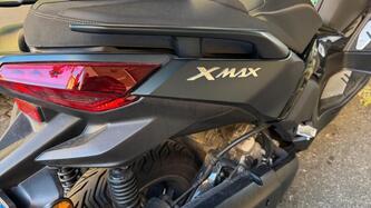 Yamaha X-Max 300 Tech Max (2021 - 24) usata