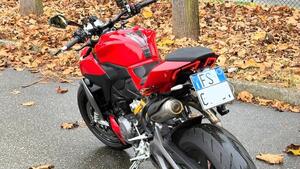 Ducati Streetfighter V2 S (2025) 