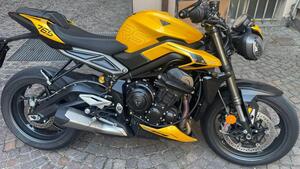Triumph Street Triple 765 RS (2023 - 25) 