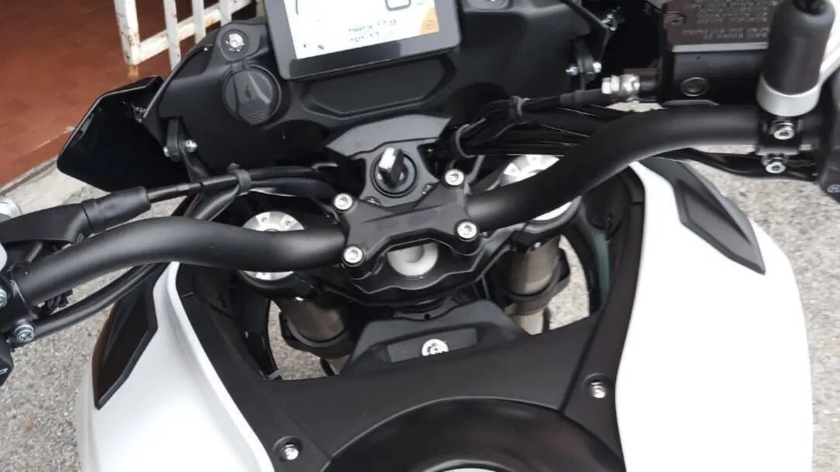 Benelli TRK 702 (2023 - 25) 