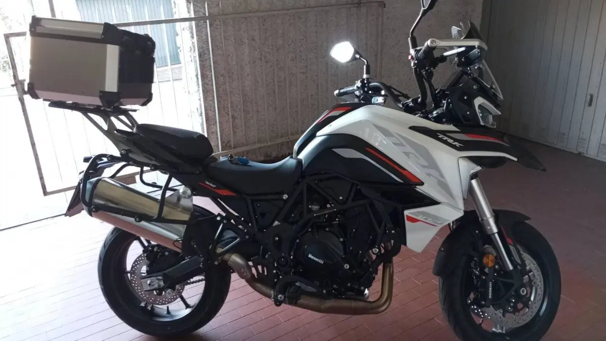 Benelli TRK 702 (2023 - 25)  (2)