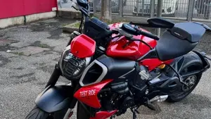 Ducati Diavel V4 (2023 - 26)  (7)