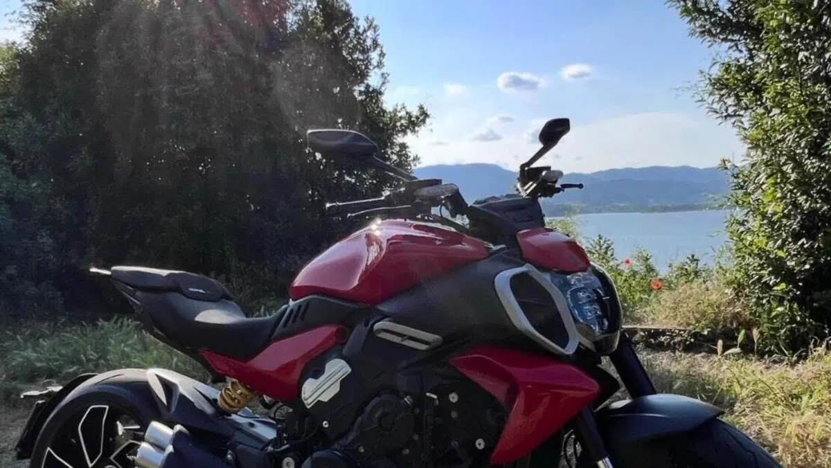 Ducati Diavel V4 (2023 - 26)  (8)