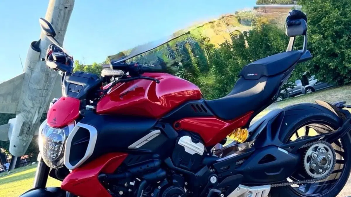 Ducati Diavel V4 (2023 - 26)  (12)