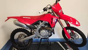 Honda CRF 450 R (2025) 