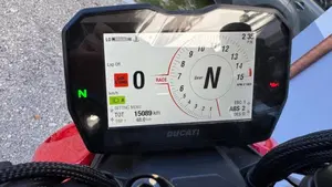 Ducati Streetfighter V4 1100 S (2021 - 22)  (7)