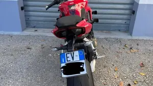 Ducati Streetfighter V4 1100 S (2021 - 22)  (8)