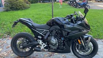 Suzuki GSX-8R (2024 - 25) usata