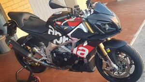 Aprilia Tuono V4 R APRC ABS (2013 - 15) 