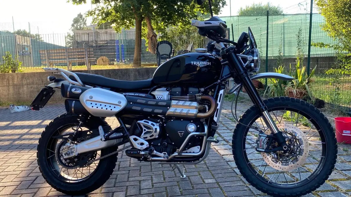 Triumph Scrambler 1200 XC (2021 - 23)  (2)