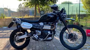 Triumph Scrambler 1200 XC (2021 - 23)  (2)