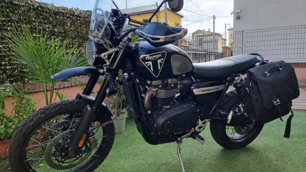 Triumph Scrambler 1200 XE Bond Edition (2020) 