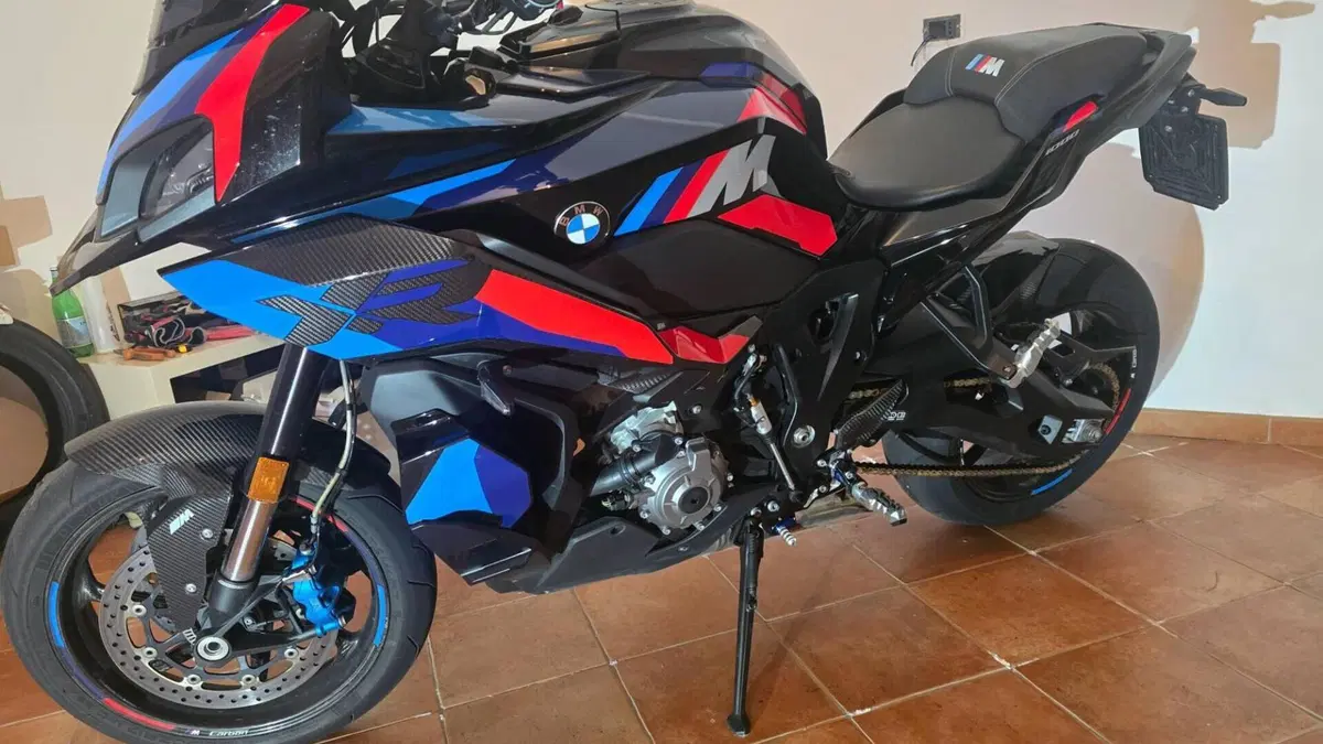 Bmw M 1000 XR (2024 - 27) 