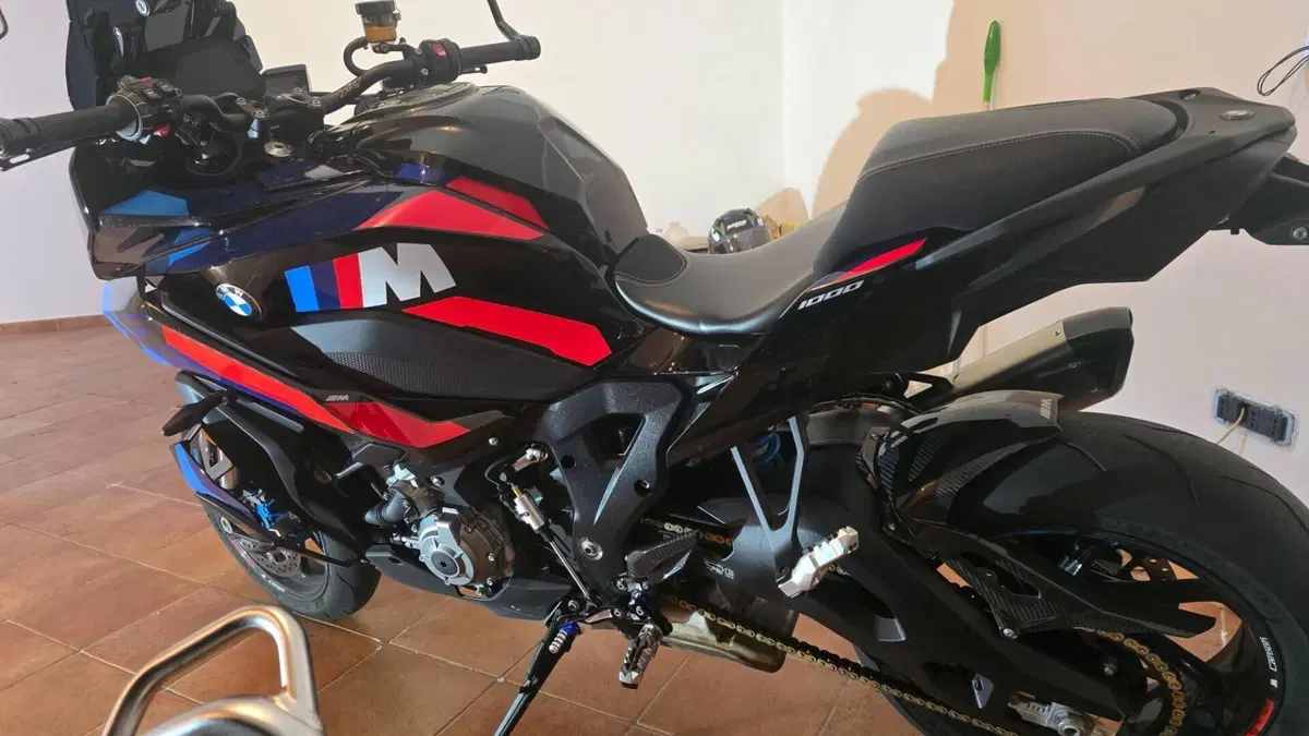 Bmw M 1000 XR (2024 - 27)  (5)