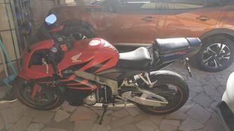 Honda CBR 600 RR (2005 - 06) usata