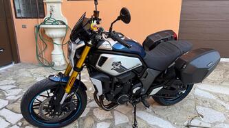 CFMOTO 700CL-X Heritage (2021 - 25) usata