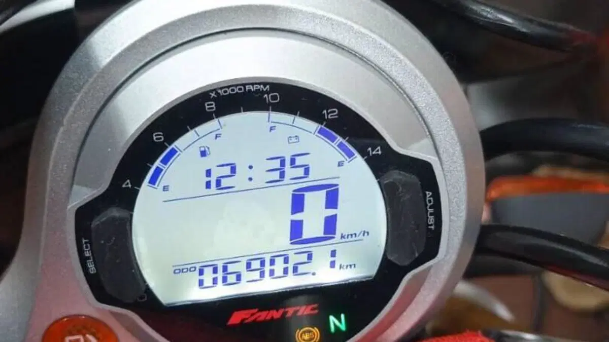Fantic Motor Caballero 500 Scrambler Anniversary (2021 - 23)  (2)