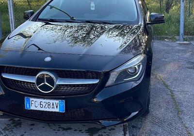 Mercedes-Benz CLA 200 d Automatic Premium Dark Night usata
