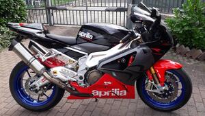 Aprilia RSV 1000 R (2006 - 09) 