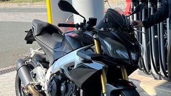 Aprilia Tuono V4 R APRC ABS (2013 - 15) usata