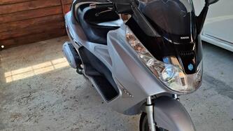 Piaggio X8 200 usata