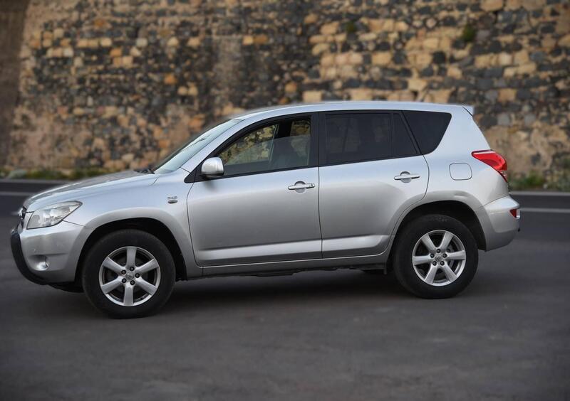 Toyota Rav4 2.2 D-4D 150 CV DPF Sol
