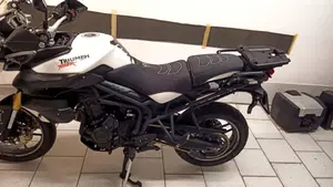 Triumph Tiger 800 XR (2015 - 17)  (16)