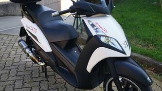 Peugeot Geopolis 400 usata