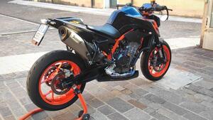 KTM 890 Duke R (2022 - 23) 