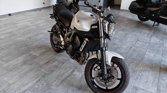 Yamaha FZ6 S2 (2007 - 11) usata