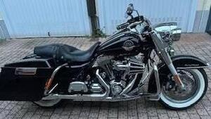 Harley-Davidson 1584 Road King Classic (2007 - 10) - FLHRC 