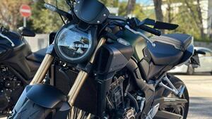 Honda CB 650 R E-Clutch (2024 - 25) 