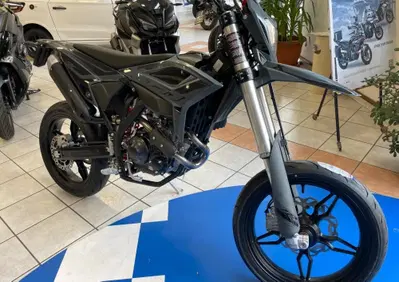 Betamotor RR 125 4T Motard T - X Special Edition (2025 - 26) - Annuncio 9866720