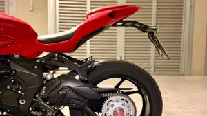 MV Agusta F3 800 Rosso (2021 - 23)  (4)