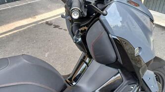 Yamaha X-Max 300 Tech Max (2021 - 24) usata