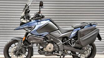 Suzuki V-Strom 1050DE (2023 - 24) usata