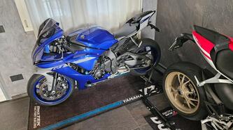 Yamaha YZF R1 (2020 - 25)