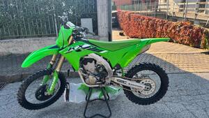 Kawasaki KX 250 X (2025) 