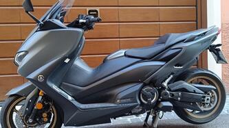 Yamaha T-Max 560 Tech Max (2021)
